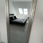 Premier & Heart Of Downtown & Parking Included & 12 Pm Checkout * Trnava